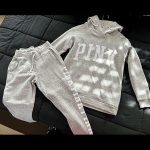 {SOLD}Vs Pink Grey Gray Outfit Set